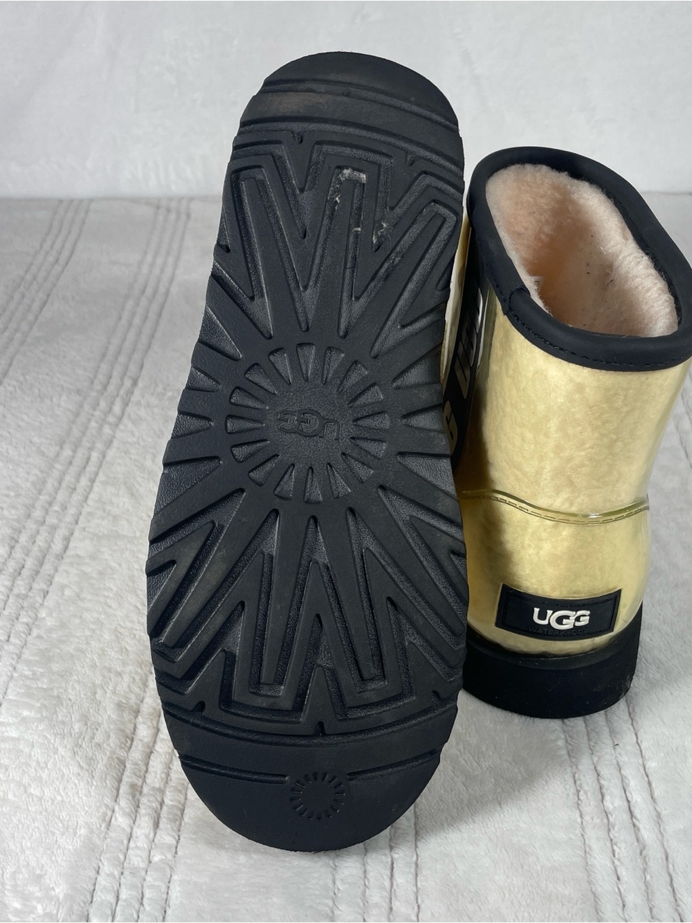 UGG Waterproof Fur Lined Rain Boots Women’s Size 6 - Picture 6 of 8